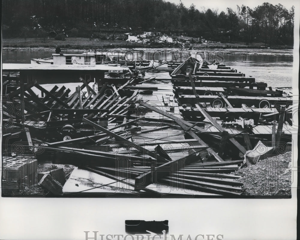 1977 Canoe Creek Marina, Jefferson County, destroyed by tornado - Historic Images