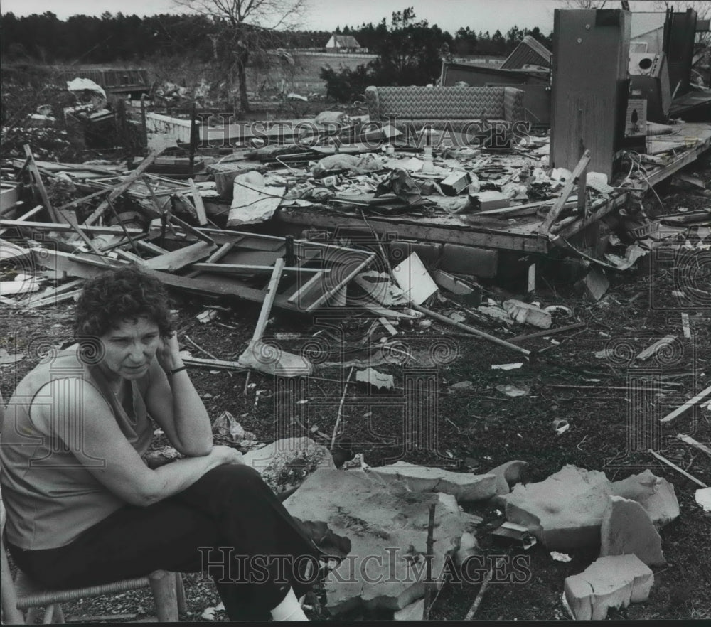 1981 Ellen Gilliland & her trailer destroyed by tornado, Alabama - Historic Images