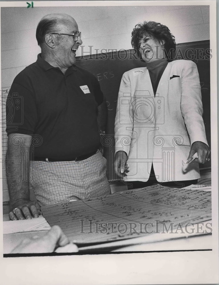 Press Photo Norma Rogers celebrates her victory with J. C. Draper - abna40181 - Historic Images