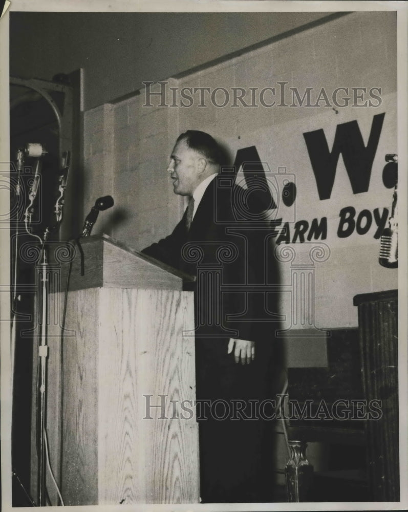 1958 A. W. Todd, Carbon Hill Rally - Historic Images