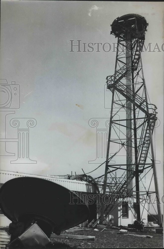 1973 Press Photo Centerville Tower with Radar Dish on ground after Tornado - Historic Images