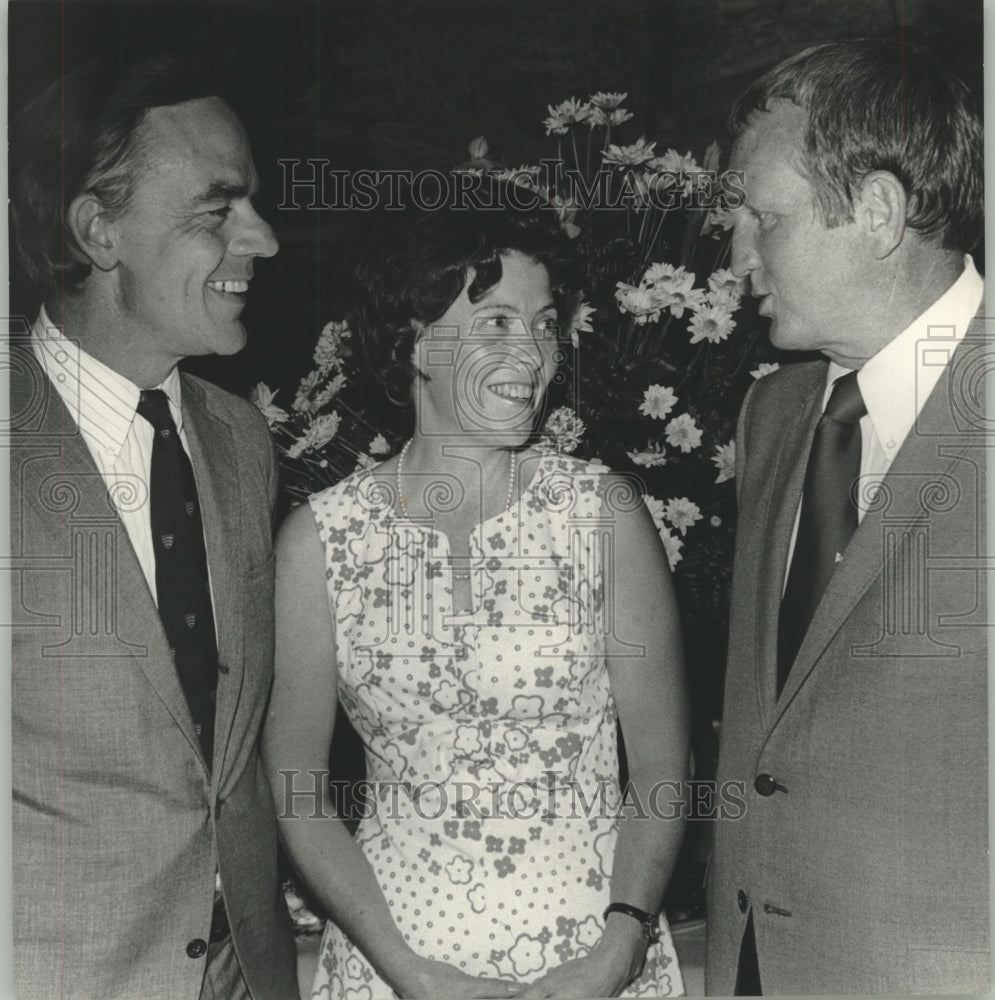 1975 Members of the Mystic Order of the Krewe at Birmingham Museum - Historic Images