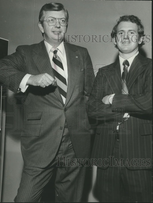 1974 Press Photo Democratic National Committee Attendees - abna40330 - Historic Images