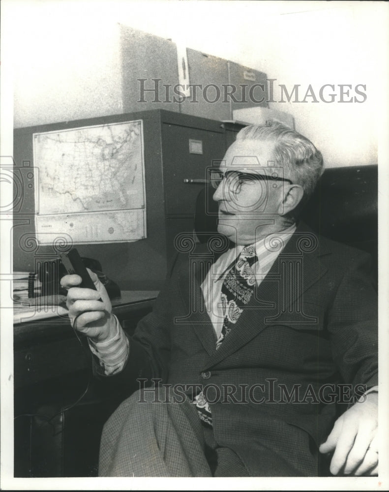 1975 Press Photo Doctor Thomas Staton, State Board of Corrections Chairman - Historic Images