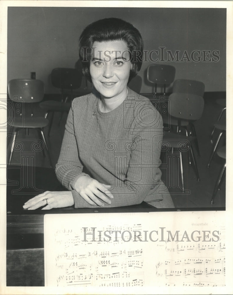 1969 Press Photo Daphne Grimsley to sing &quot;Anna Gomez&quot; at civic opera, Alabama - Historic Images