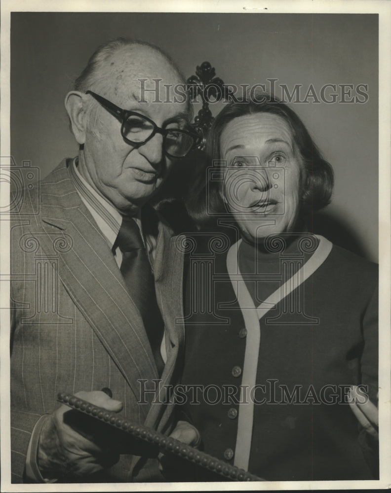 1973 Press Photo Lecturer and Actress Sally Maloney with Paul Cooper - abna40440 - Historic Images