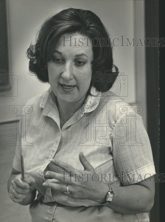 1982 Mary Kay Mahaffey, Charles Colson Prison Fellowship Director - Historic Images