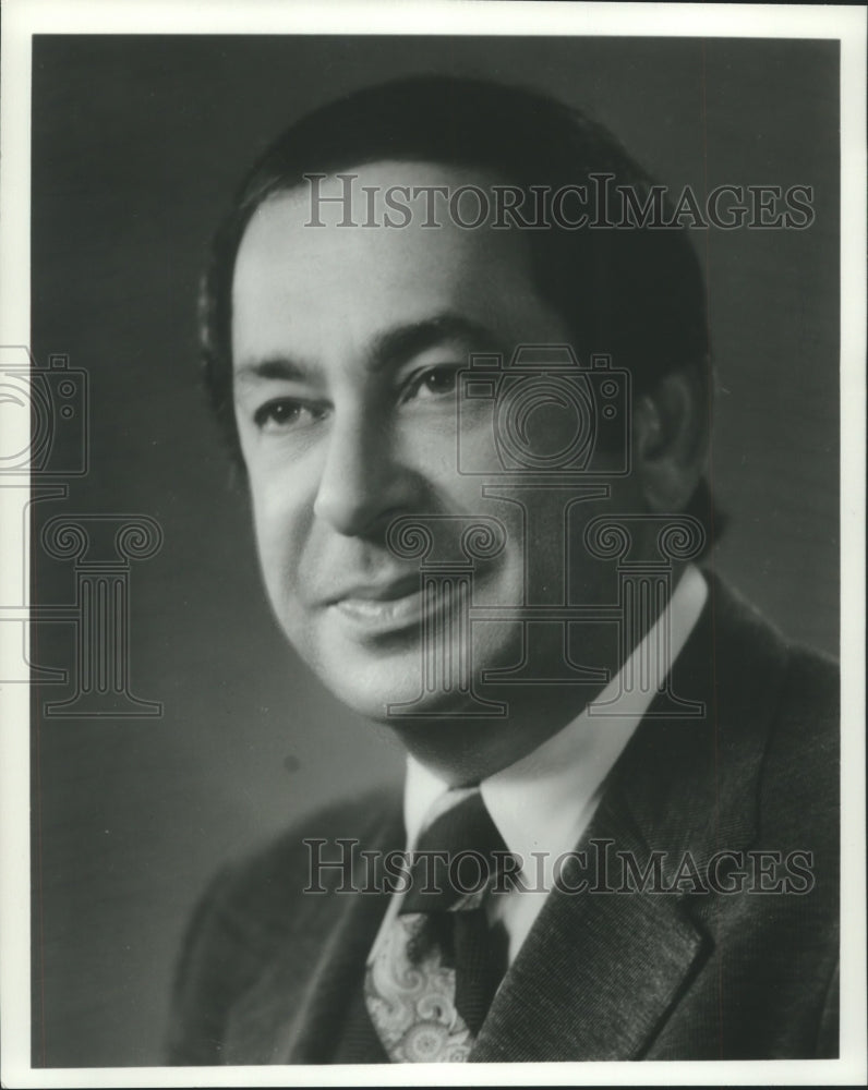 1975 Press Photo Banker Maurice Mann - abna40472 - Historic Images