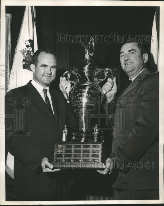1960, Alabama Air National Guard Wins Governor's Trophy - abna40546 - Historic Images