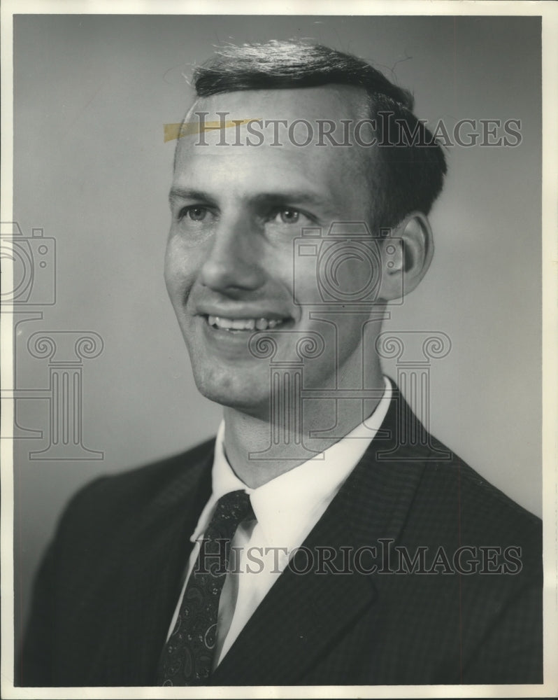 1965 Press Photo Everett Holle of television and radio - abna40590 - Historic Images