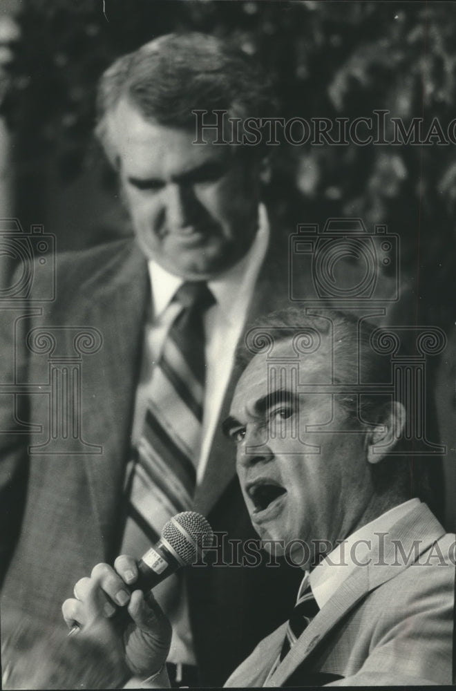 1982 Press Photo Former Alabama Governor George C. Wallace and Goodwin Myrick - Historic Images