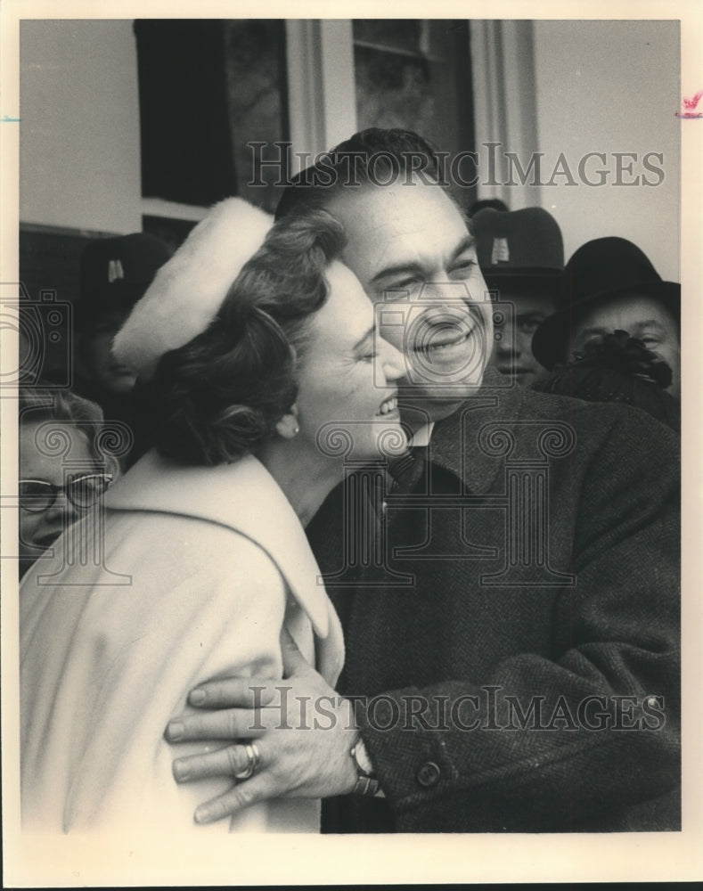 1963 Press Photo Governor George C. Wallace at Inauguration with Wife - Historic Images