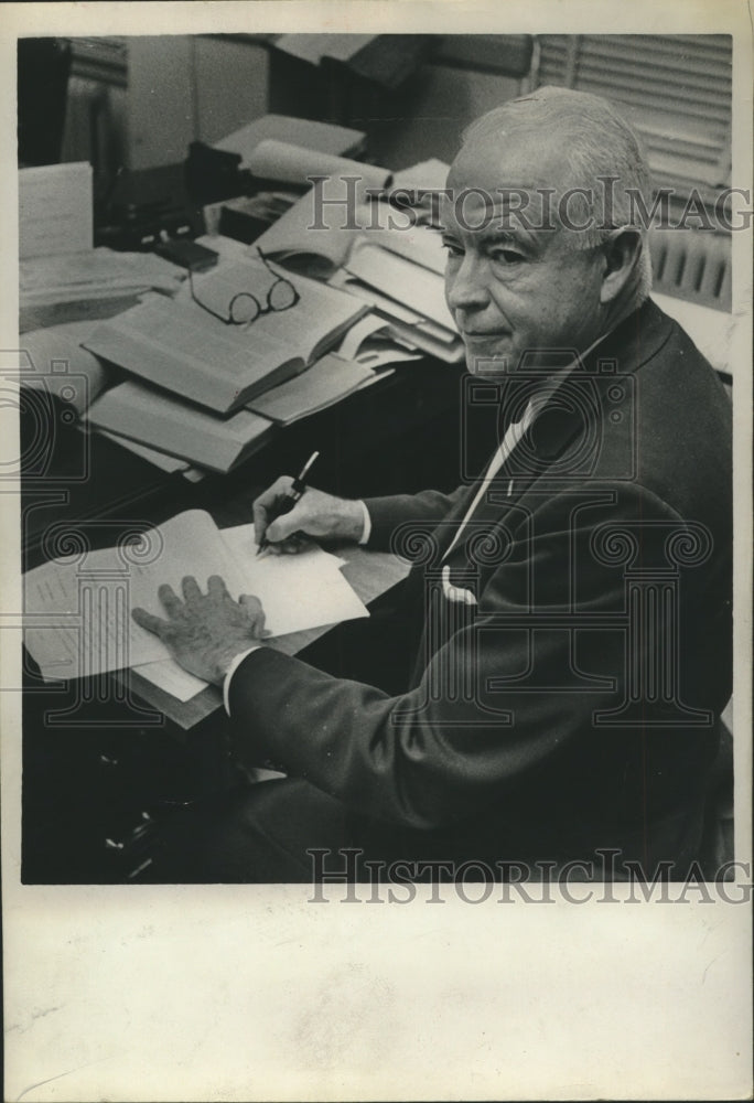 1963 Judge Seyborne H. Lynne - Historic Images