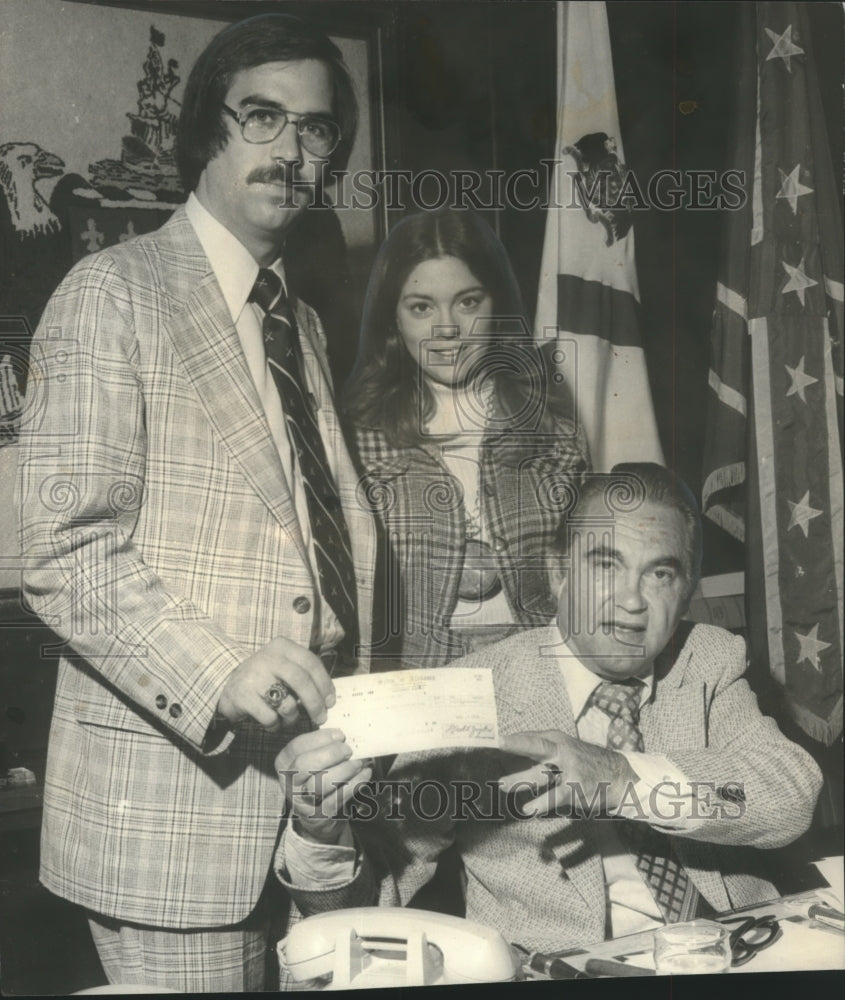 1974, Alabama Governor George C. Wallace gives donation to Athlete - Historic Images
