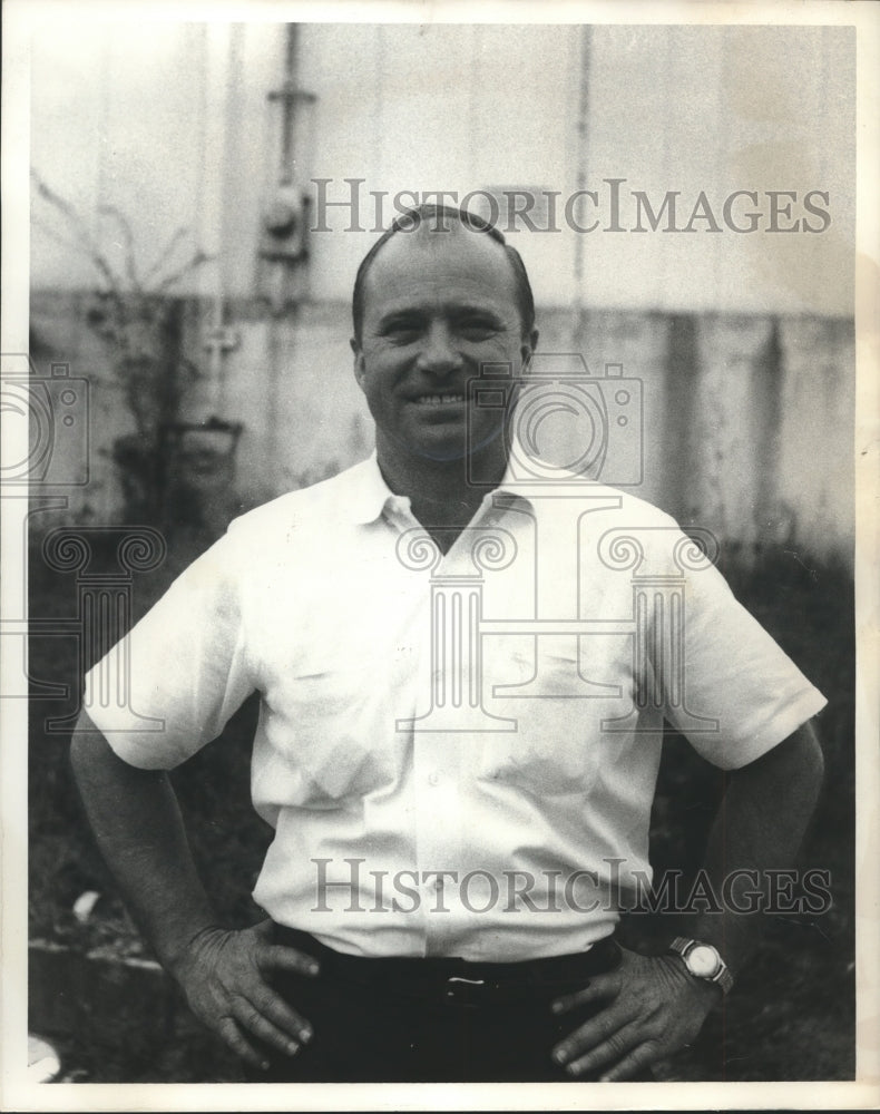 1969 Press Photo Jim Lunceford, President of Alabama Association Auto Paint Shop - Historic Images