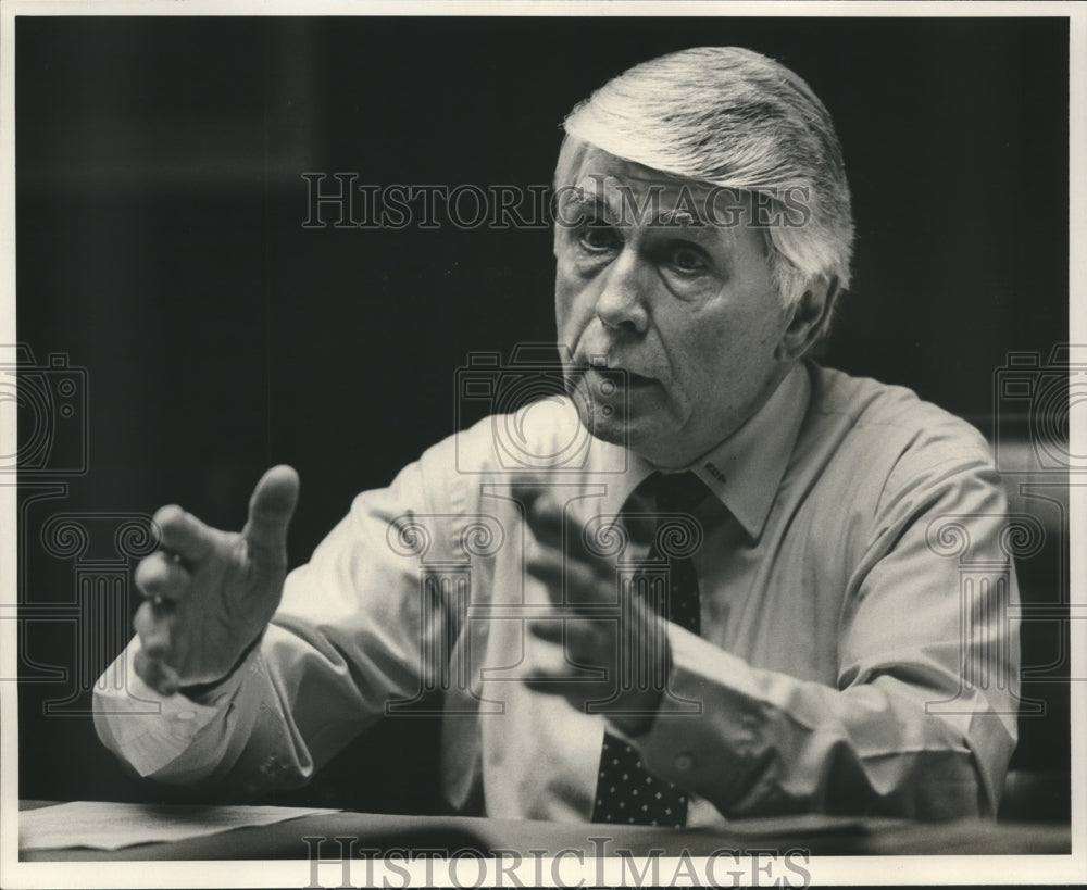 1987 A. G. Trammell, president of Alabama Labor Council speaks - Historic Images