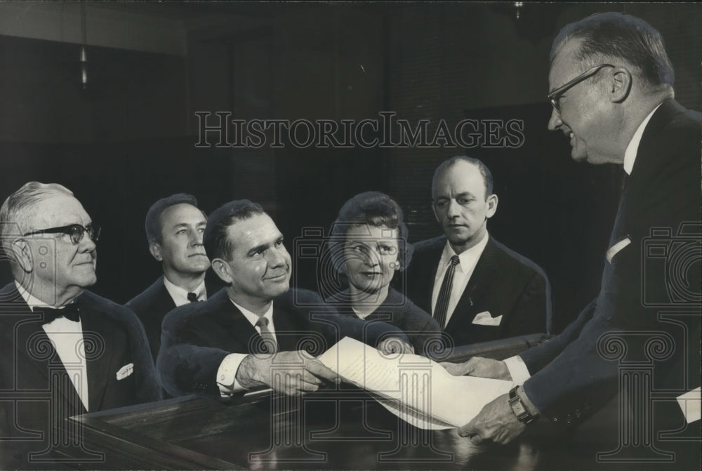 1963, Tom King, Candidate for Mayor, and others - abna41288 - Historic Images