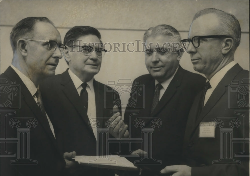 1967 Press Photo Officials at Trade, Industrial School Conference, Alabama - Historic Images