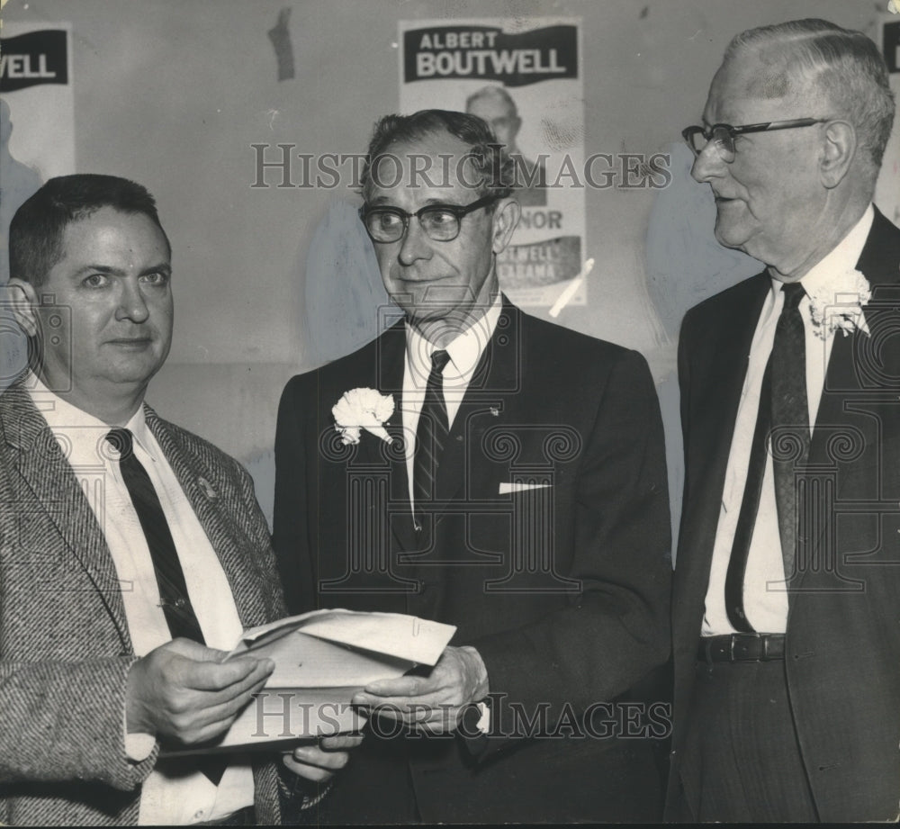 1962, Mayor, others, open campaign headquarters in Gadsden, Alabama - Historic Images