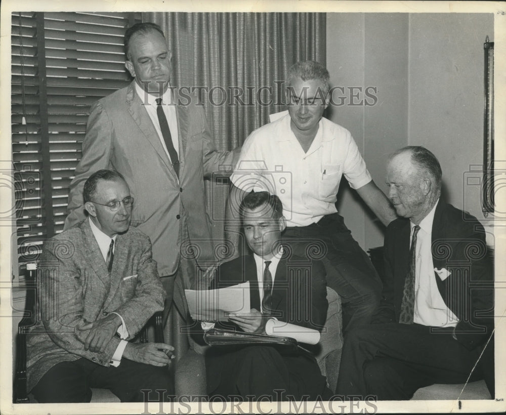 1950 Alabama Legislators Meet With Agricultural Commissioner - Historic Images