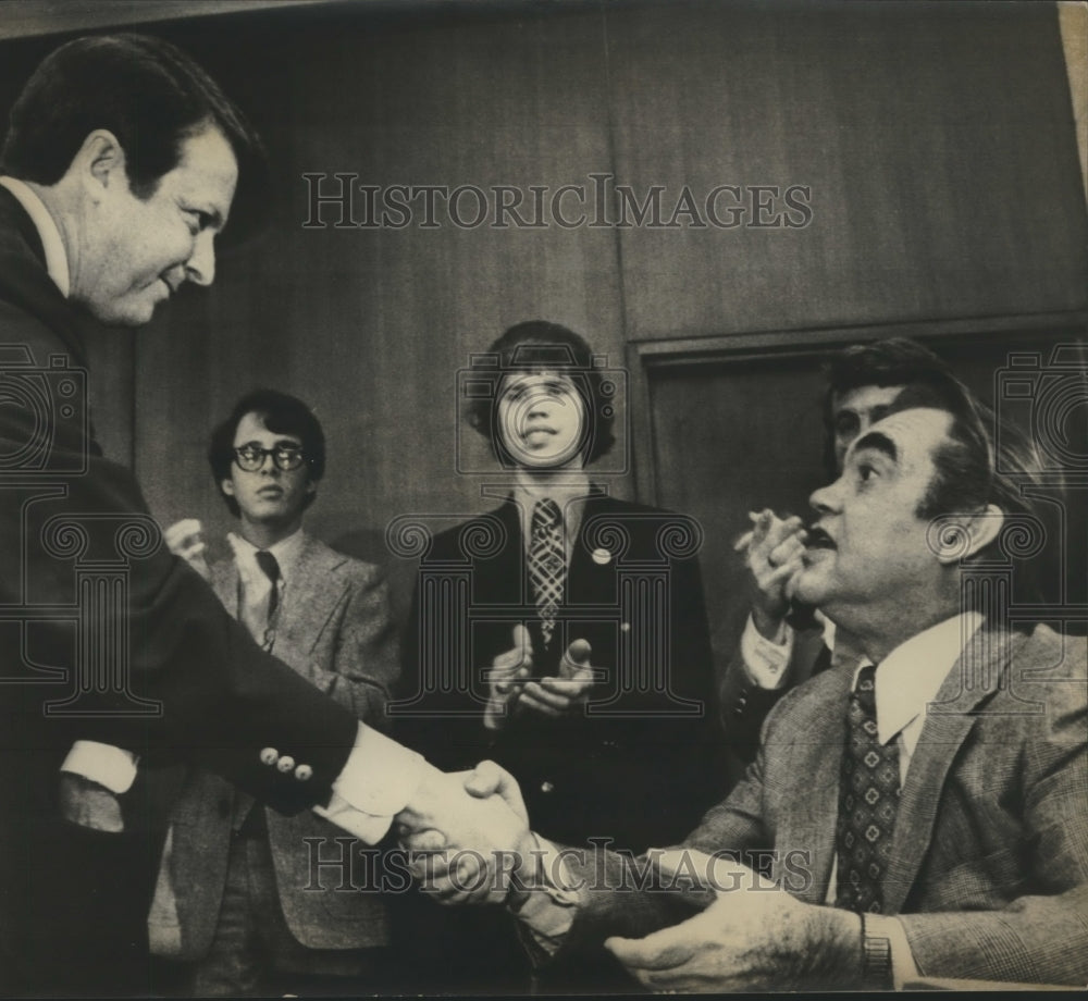 1975, George Wallace, Alabama, and Jim Holshouser, North Carolina - Historic Images