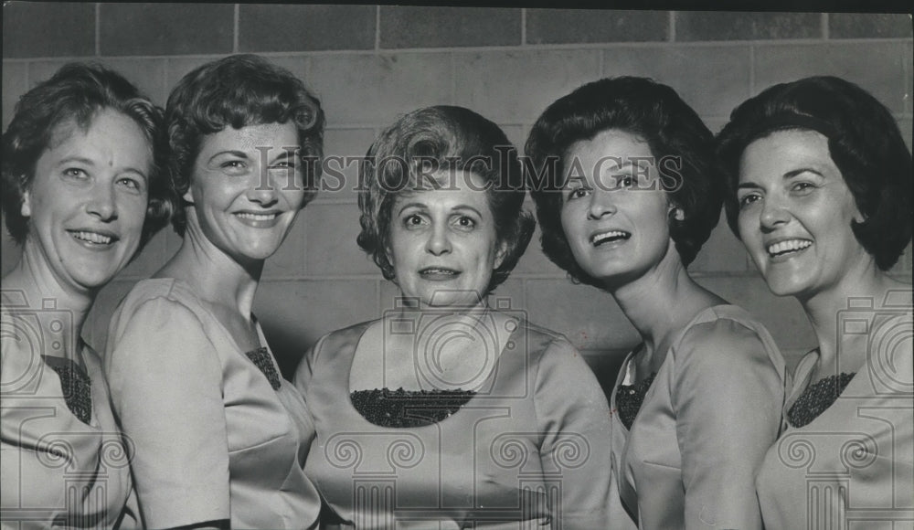 1965, &quot;Sweet Adelines&quot;, Birmingham singing group, Alabama - abna41468 - Historic Images