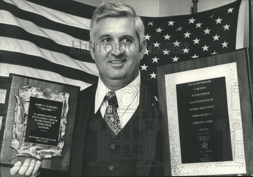 1978, Departing Birmingham, Alabama Police Chief James Parsons - Historic Images