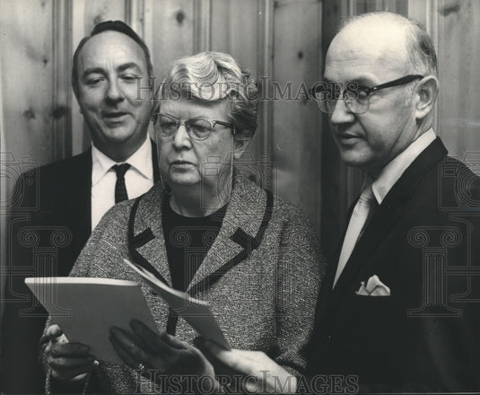 1970 Press Photo Leaders Plan Social Workers' Conference, Birmingham, Alabama - Historic Images