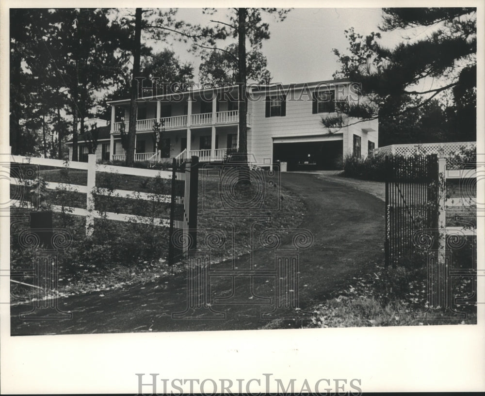 Home of Marjorie Peters - Historic Images