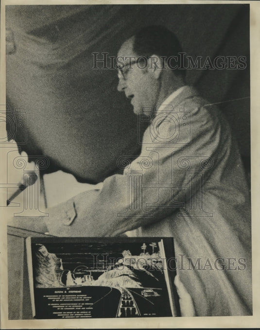 1970 Elton B. Stephens at Red Mountain Expressway Dedication - Historic Images