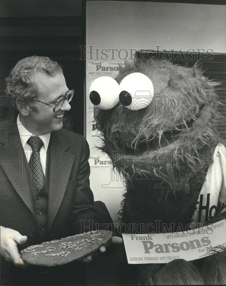 1979, Politician Frank Parsons with Cookie Monster - abna41639 - Historic Images