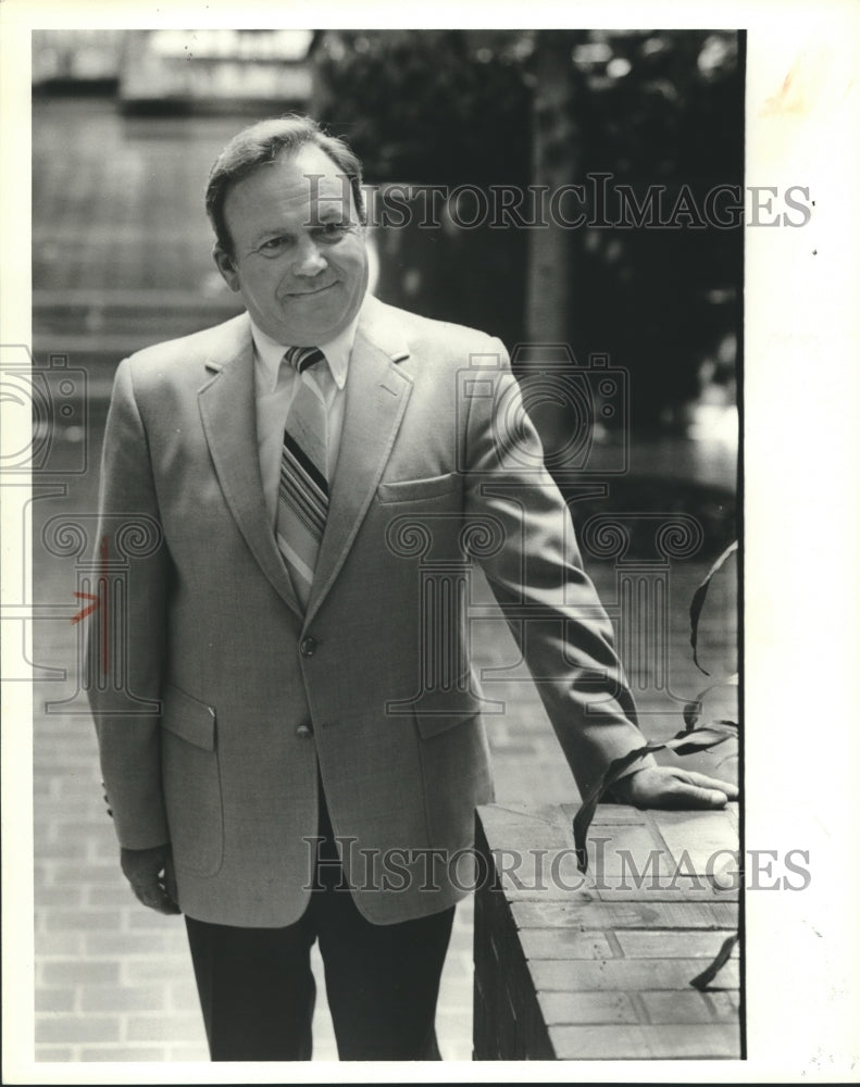 1980 Press Photo Richard Paulson, Century Plaza Manager, Alabama - abna41661 - Historic Images