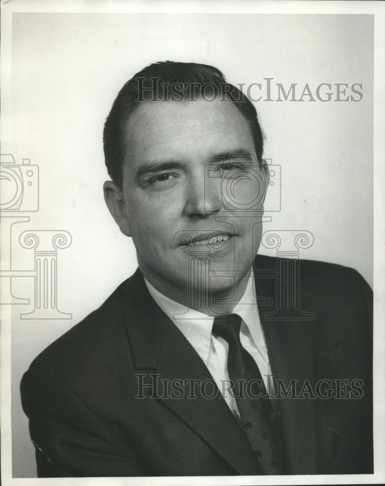 1967 Press Photo James Payton, Assistant Production Manager, Birmingham News - Historic Images