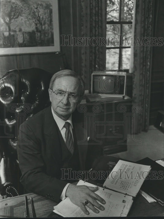 1989 John Stewart, University of Montevallo President, in Office - Historic Images