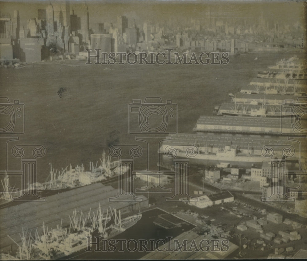 1969, Ships tied up at docks in New York Harbor during Strike - Historic Images