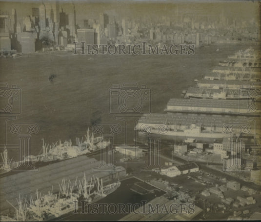 1969, Ships tied up at docks in New York Harbor during Strike - Historic Images
