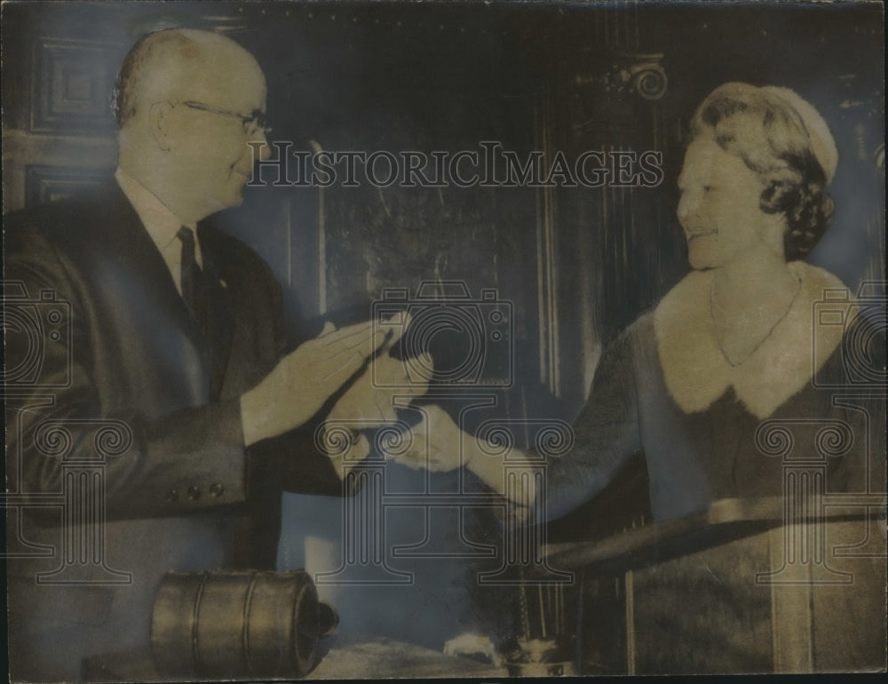 1967 Press Photo Alabama Governor Lurleen Wallace with Georgia Chief Executive - Historic Images