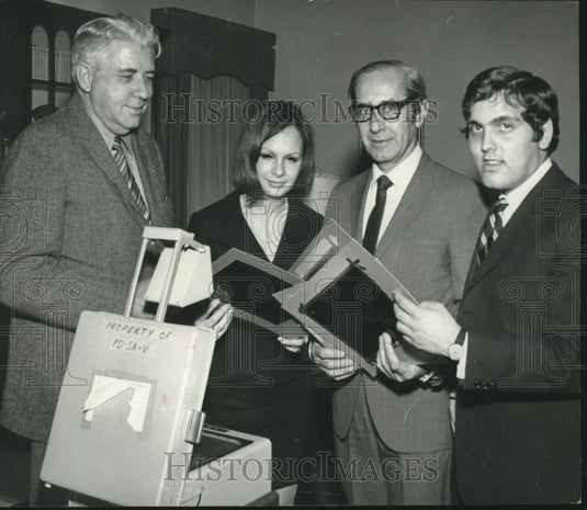 1971 Press Photo NASA Scientist Speaks at Jacksonville State University, Alabama - Historic Images