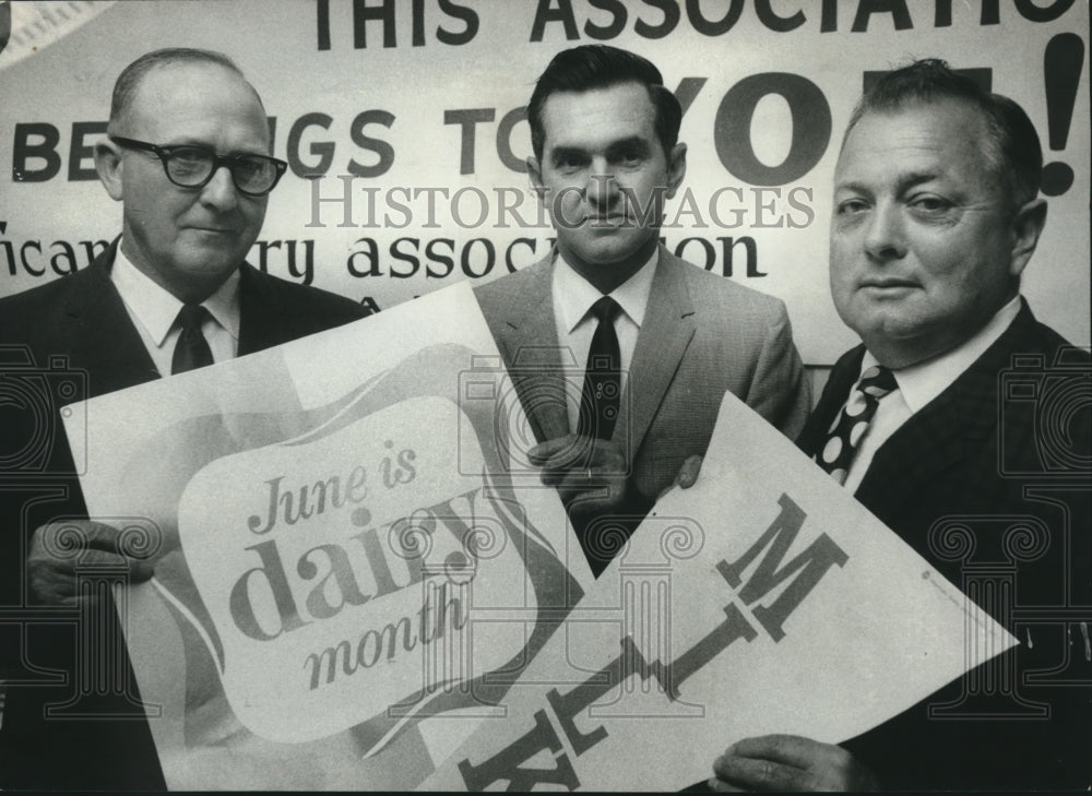 1968, Alabama Officials Salute June Dairy Month - abna42047 - Historic Images