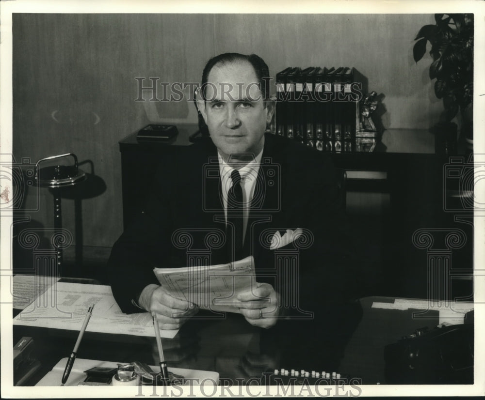 Press Photo Elton B. Stephens, President, EBSCO Industries, Incorporat ...