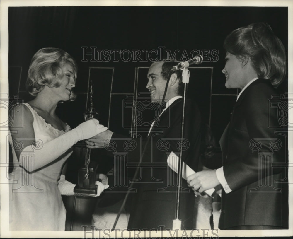 1967, Miss Alabama Contestant receiving Award - abna42149 - Historic Images