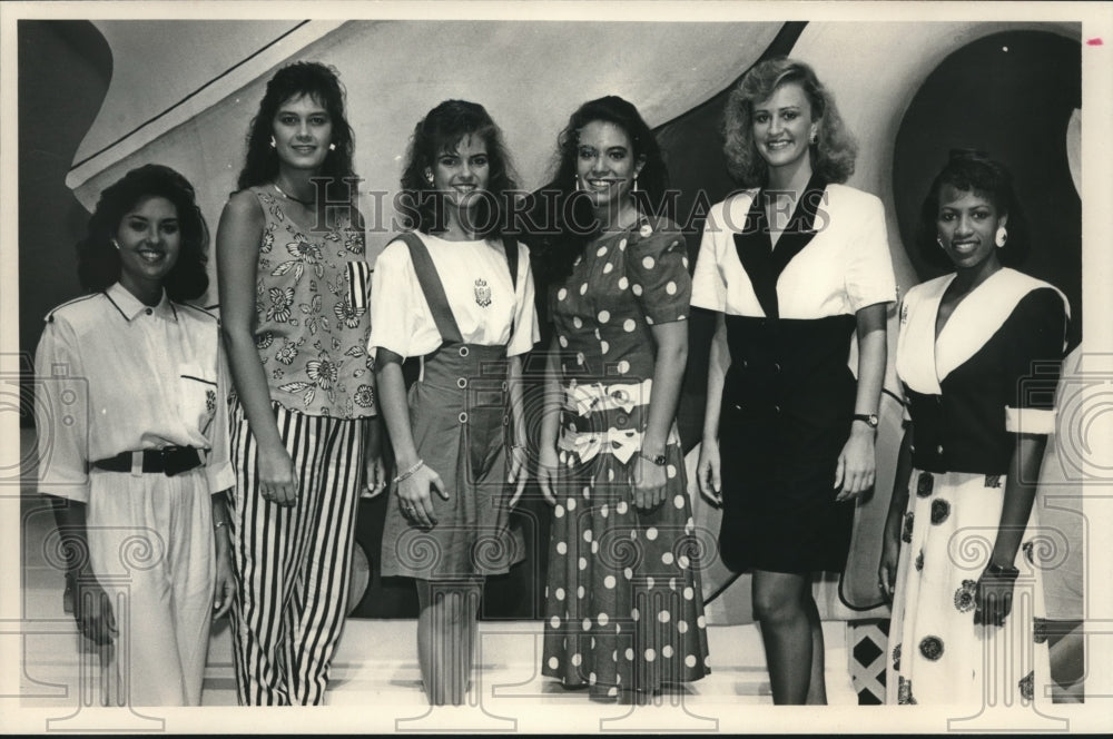 1991, Contestants in the &quot;Miss Alabama&quot; pageant - abna42167 - Historic Images