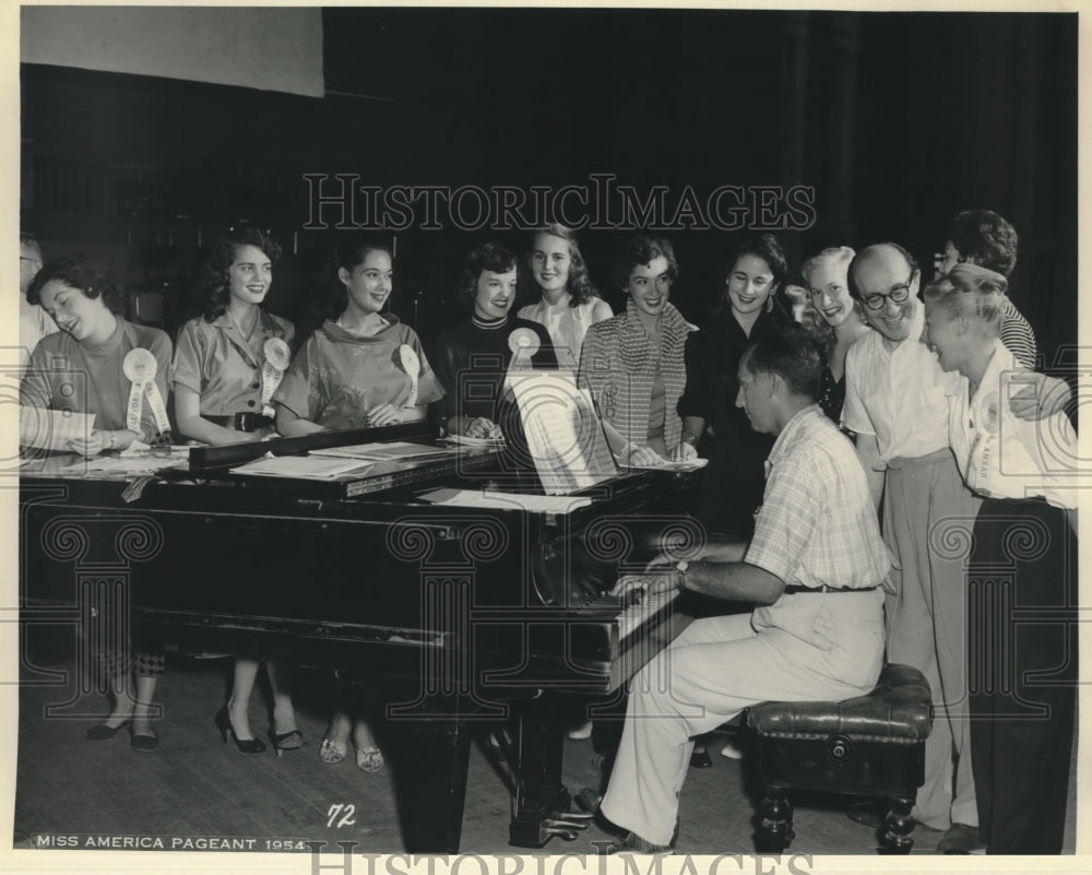 1954, Miss America Pageant, Contestants surround Piano - abna42200 - Historic Images