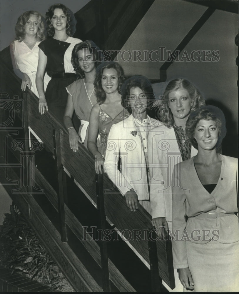 1980 Miss Alabama contestants on stairs - Historic Images