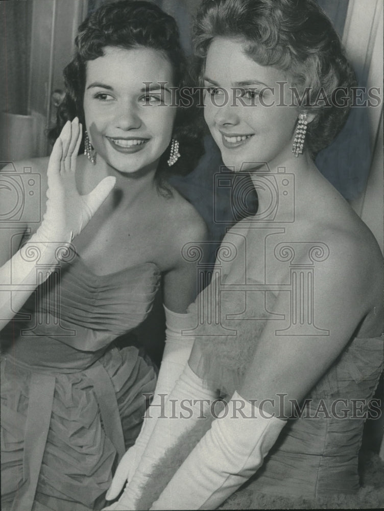 1960 Press Photo Alabama Junior Misses Barbara Jane Gillis and Jackie Hamilton - Historic Images