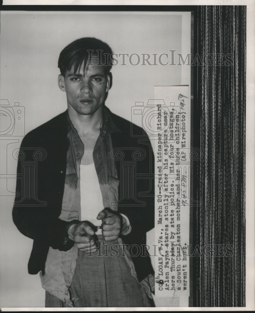 1959 Press Photo Crazed kidnapper Richard Arlen Payne stares after capture - Historic Images