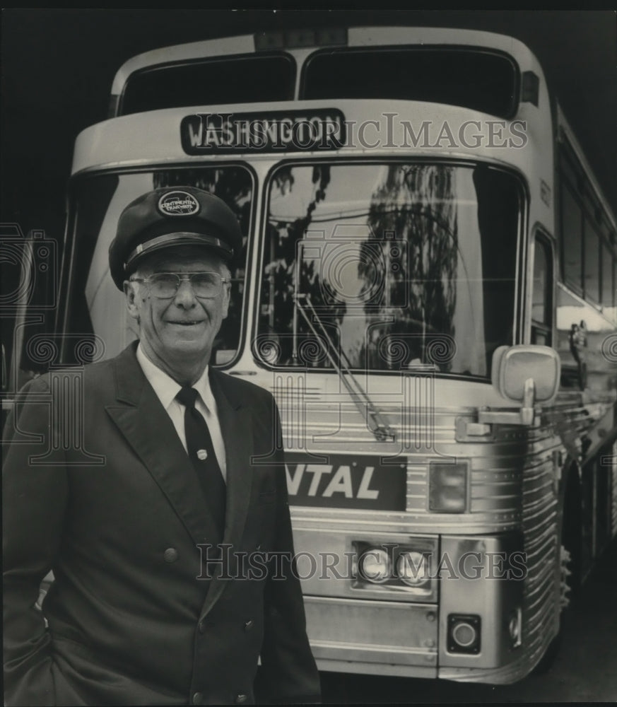 1974 D. E. Holmes, Bus Driver, 19 years without accident - Historic Images