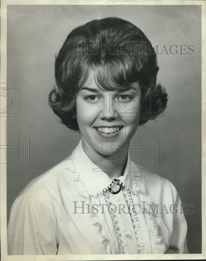 1963 Press Photo Carolyn Seibert, Junior Miss Alabama Contest - abna42924 - Historic Images