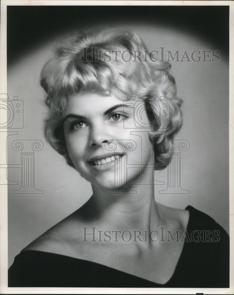 1963 Press Photo Betty McFadden, Junior Miss Alabama Contest - abna42982 - Historic Images