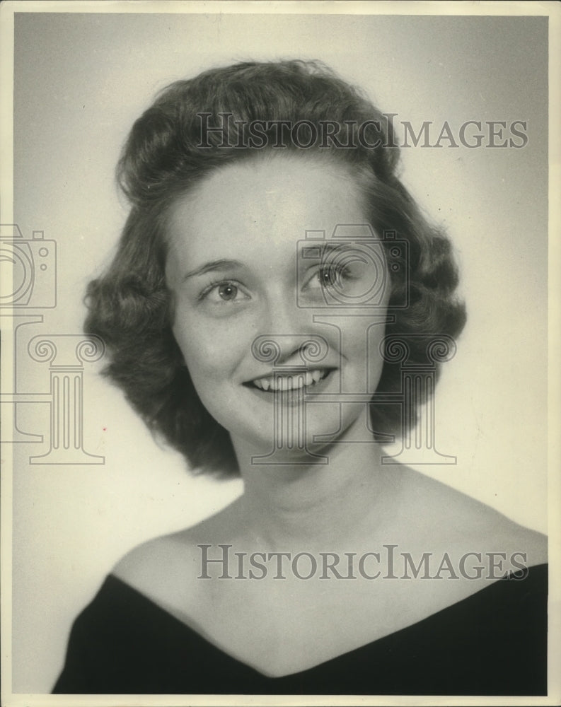 1961, Donnette Crow of Jacksonville, Alabama, Miss Alabama Junior - Historic Images